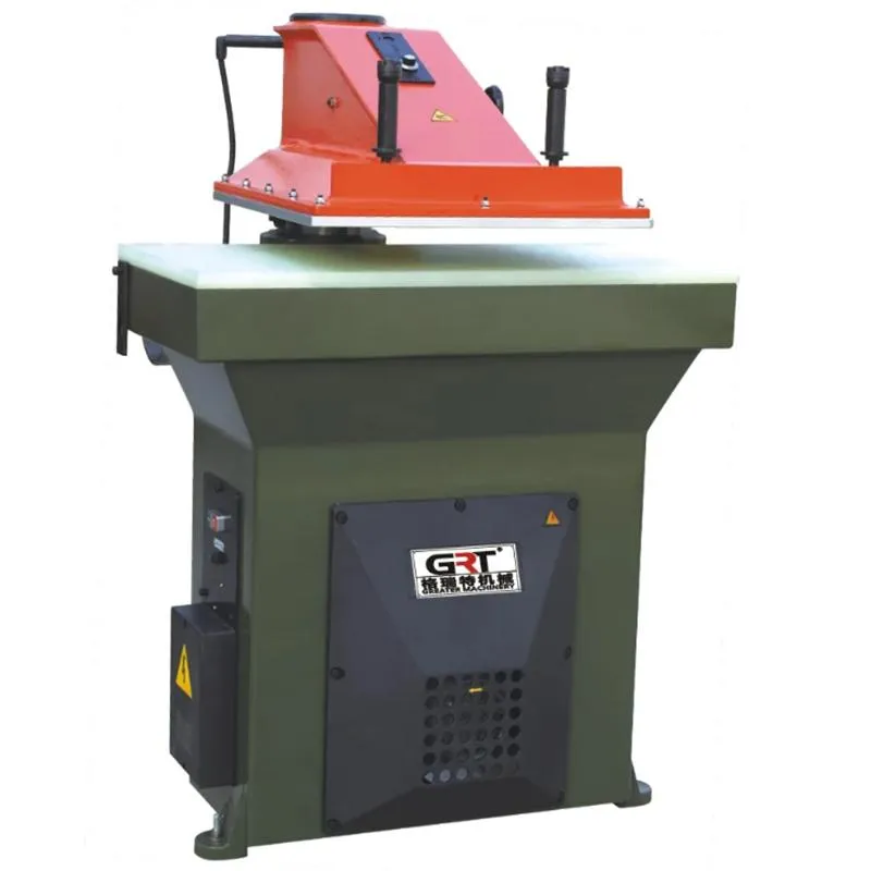 Machine de découpe hydraulique automatique à bras oscillant